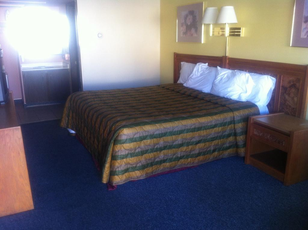 Galaxie Motel Brigham City Δωμάτιο φωτογραφία