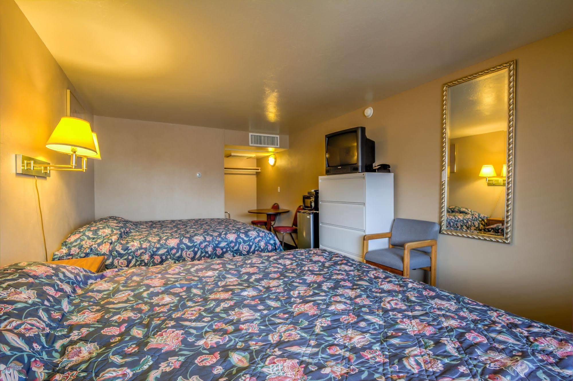 Galaxie Motel Brigham City Εξωτερικό φωτογραφία